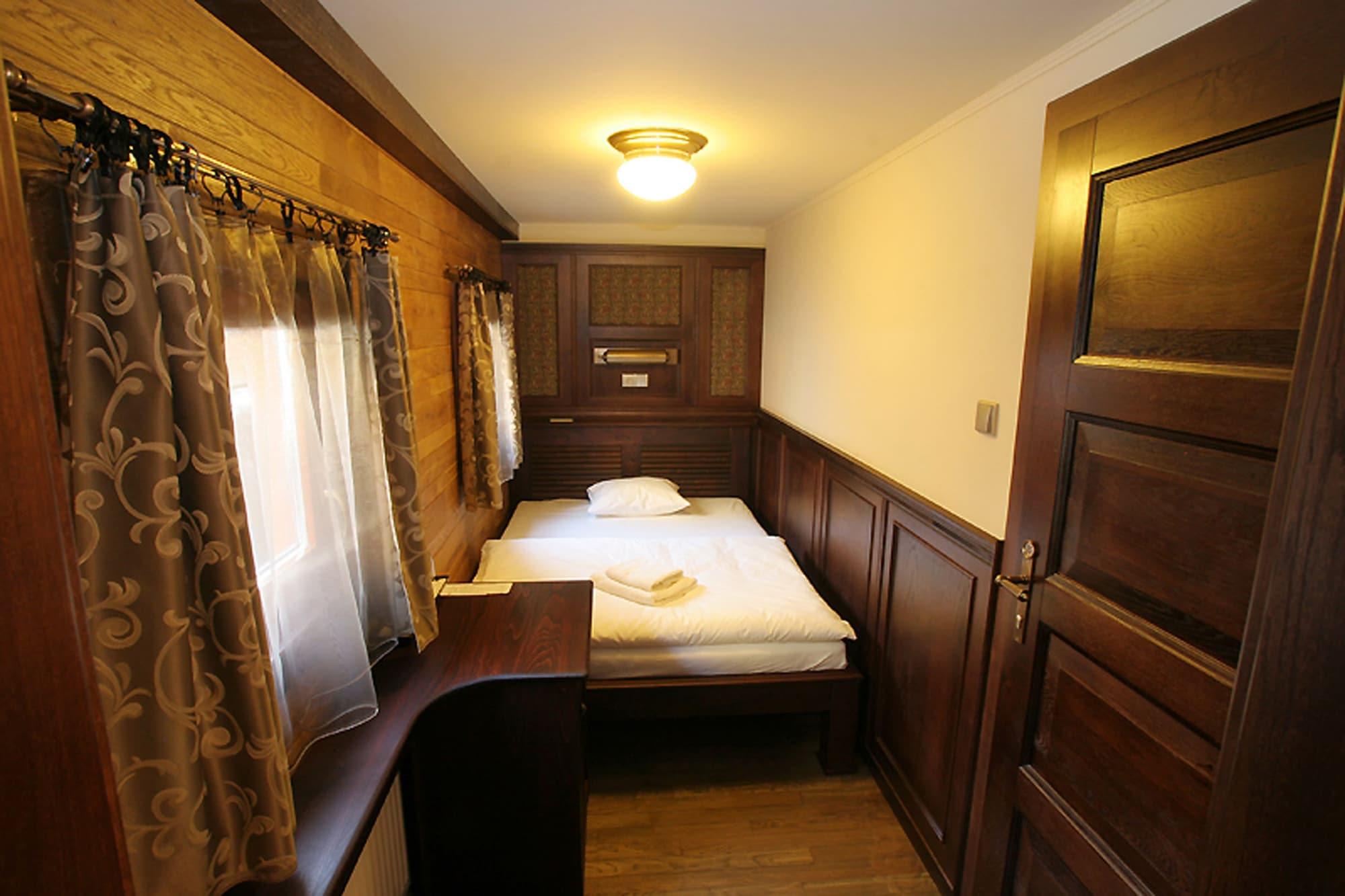 Boat Matylda Botel Prag