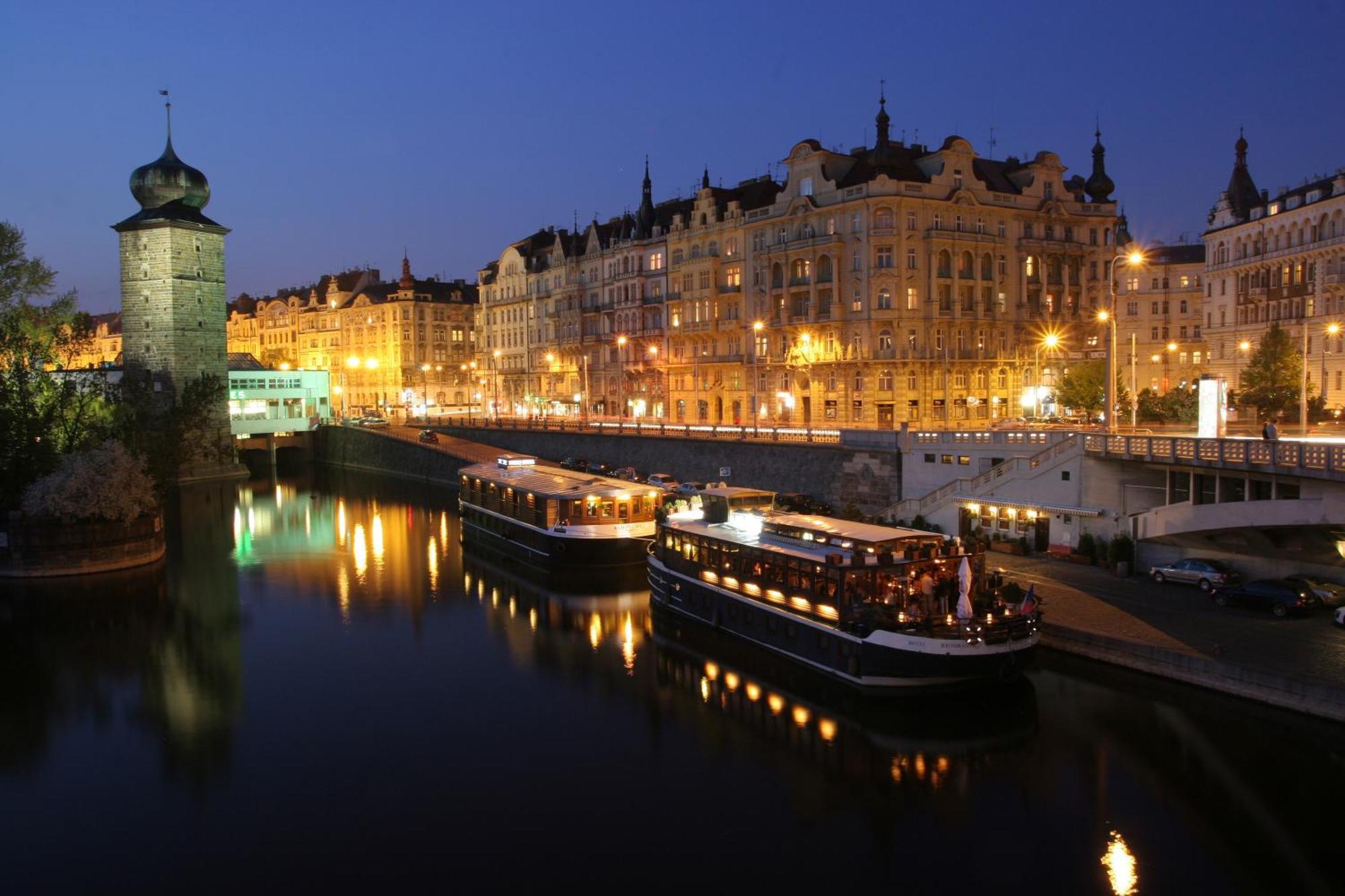 Boat Matylda Prag